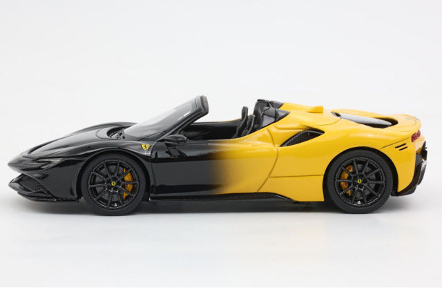 BBR Models BBRC244GNB 1/43 Ferrari SF90 Spider Bicolor Giallo Modena - New Black Daytona Limited 50pcs - image 4
