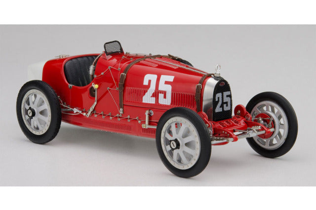 CMC M-100-B009 1/18 Bugatti T35 1924 Nation Color Project - Portugal - image 1