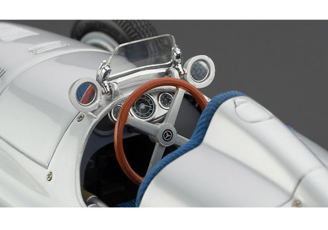 CMC M018 1/18 Mercedes-Benz W165 1939 - image 3