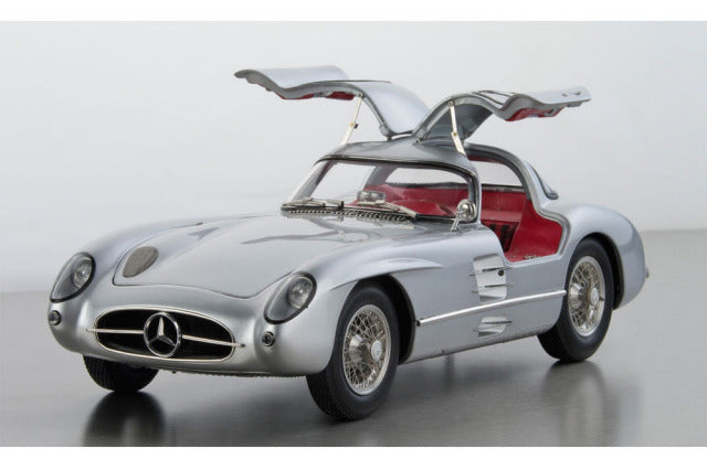 CMC M076 1/18 Mercedes-Benz 300 SLR Coupe 1955 Red interior - image 2