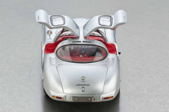 CMC M076 1/18 Mercedes-Benz 300 SLR Coupe 1955 Red interior - image 5