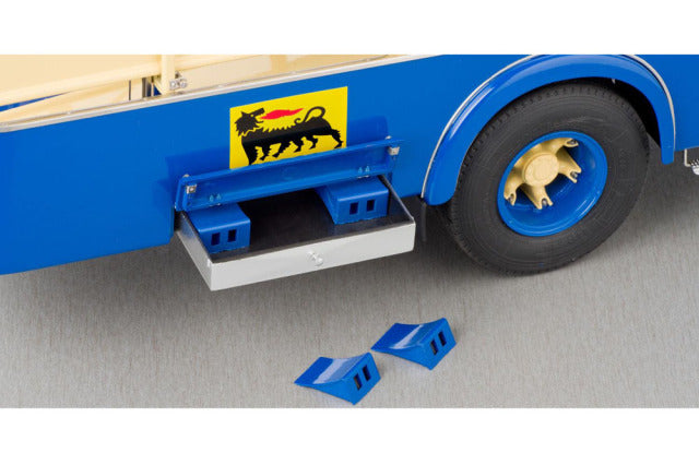 CMC M-097 1/18 Maserati Renntransporter Fiat 642 RN2 Bartoletti 1957 - image 6