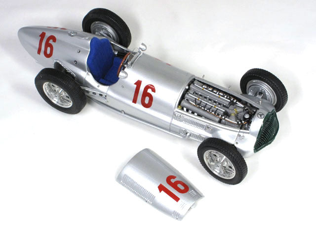 CMC M098 1/18 Mercedes-Benz W154 Seaman #16 1938 - image 4