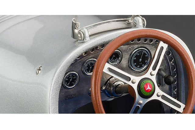 CMC M103 1/18 Mercedes-Benz W25 1934 Eifelrennen #20 M.V.Brauchitsch - image 3