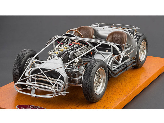 CMC M109 1/18 Maserati 300S 1956 Rolling Chassis (with Wooden Base) - image 2