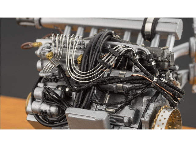 CMC M120 1/18 Mercedes-Benz 300 SLR Engine Display with Case - image 2