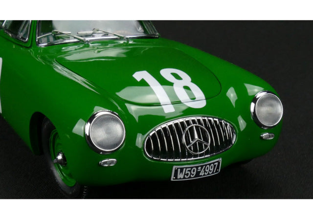 CMC M158 1/18 Mercedes-Benz 300SL Great Price of Bern 1952 #18 Green - image 5