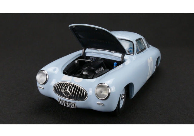 CMC M159 1/18 Mercedes-Benz 300SL Great Price of Bern 1952 #20 Blue - image 5