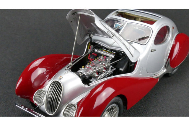 CMC M165 1/18 Talbot Lago Coupe T150 C-SS Figoni & Falaschi Teardrop 1937-1939 Silver/Red - image 6