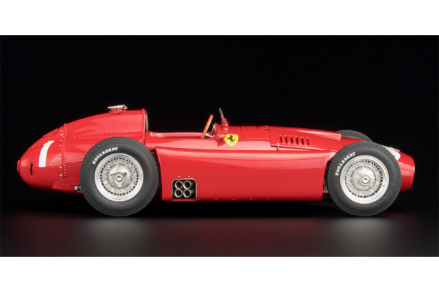 CMC M197 1/18 Ferrari D50 1956 GP England #1 Fangio Limited Edition 1000 pcs - image 3