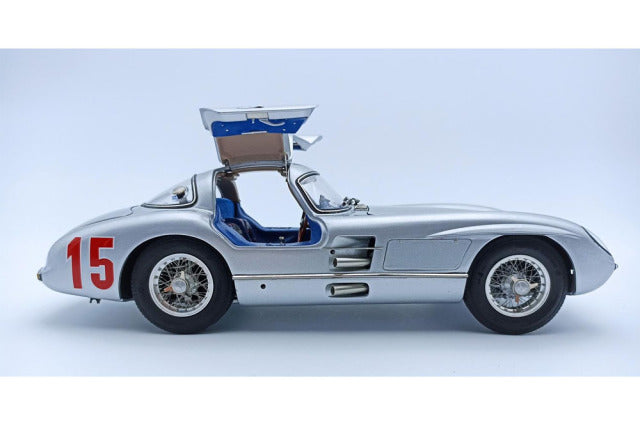 CMC M244 1/18 Mercedes-Benz 300 SLR Coupe GP Sweden 1955 Rudolf Uhlenhaut #15 Limited 1000pcs - image 3