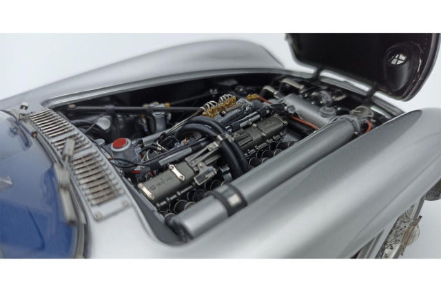 CMC M245 1/18 Mercedes-Benz 300 SLR Coupe Tourist Trophy 1955 Wolfgang Von Trips #T1 Limited 1000 pcs - image 6