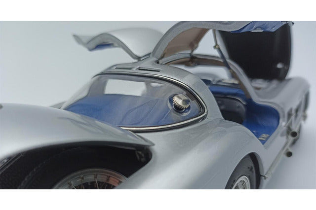 CMC M245 1/18 Mercedes-Benz 300 SLR Coupe Tourist Trophy 1955 Wolfgang Von Trips #T1 Limited 1000 pcs - image 9