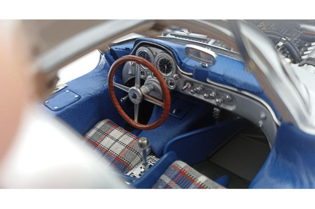 CMC M246 1/18 Mercedes-Benz 300 SLR Coupe 1955 Blue interior with Figure Limited 500pcs - image 6