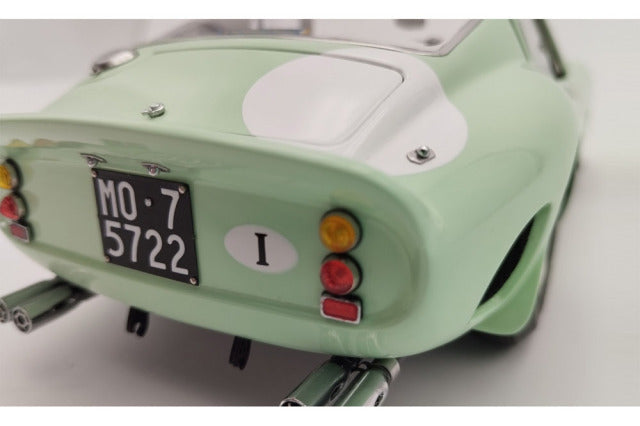 CMC M-247 1/18 Ferrari 250 GTO RHD #3505 Stirling Moss #15 Limited 2200pcs - image 9