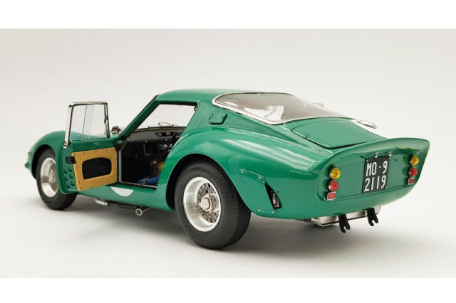 CMC M-248 1/18 Ferrari 250 GTO RHD #4491 Silverstone 1963 David Piper #44 Limited 2000pcs - image 7