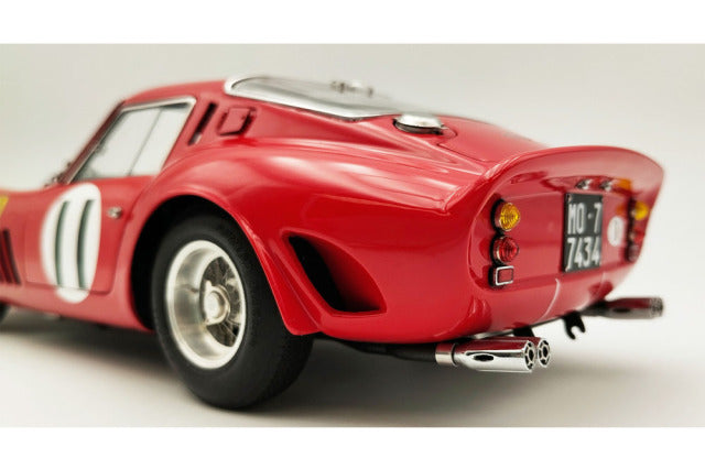 CMC M-249 1/18 Ferrari 250 GTO RHD #3647 2nd 1000km Paris Montlhery 1962 J.Surtees / M.Parkes #11 Limited 2000pcs - image 3