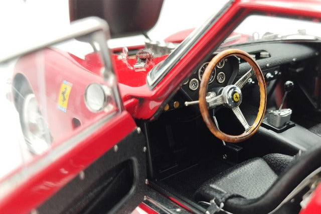 CMC M-254 1/18 Ferrari 250 GTO LHD #3987 1000km Paris Montlhery 1962 Pedro Rodriguez / Ricardo Rodriguez #1 Limited 2200pcs - image 6