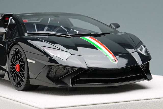 EIDOLON EML007F 1/18 Lamborghini Aventador LP750-4 SV Roadster 2015 Black / Italian Stripe Limited 50pcs - image 7