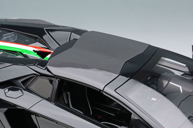 EIDOLON EML007F 1/18 Lamborghini Aventador LP750-4 SV Roadster 2015 Black / Italian Stripe Limited 50pcs - image 9