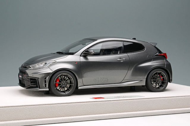 Make Up EIDOLON EML182C 1/18 Toyota GR Yaris RZ High Performance 2024 Precious Metal - photo 1