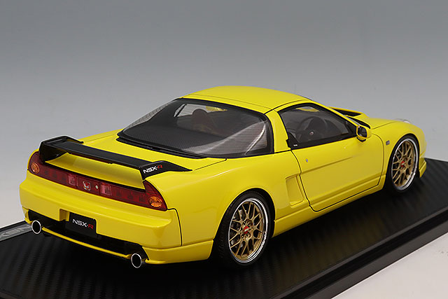 Ignition Model IG3910 1/18 Honda NSX-R (NA2) Yellow BBS RG-R Wheels Resin - view 3