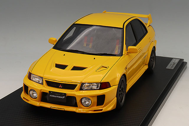 Ignition Model IG4020 1/18 Mitsubishi Lancer Evolution V (CP9A) Yellow OZ F1 Wheels Resin - view 1