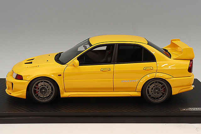 Ignition Model IG4020 1/18 Mitsubishi Lancer Evolution V (CP9A) Yellow OZ F1 Wheels Resin - view 2