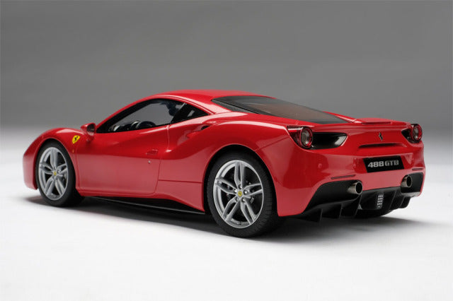 Amalgam M5927 1/18 Ferrari 488 GTB - image 2