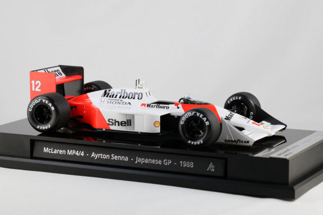 Amalgam M5990 1/18 McLaren Honda MP4/4 Japanese GP 1988 A.Senna - image 3