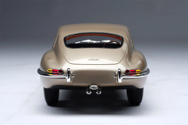 Amalgam M6008 1/18 Jaguar E-Typr Coupe - image 4