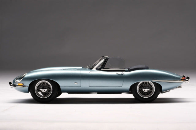 Amalgam M6009 1/18 Jaguar E-Typr Roadster - image 4