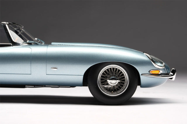 Amalgam M6009 1/18 Jaguar E-Typr Roadster - image 7