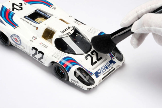 Amalgam M6015 1/18 Porsche 917K Martini Le Mans 1971 Winner - image 9
