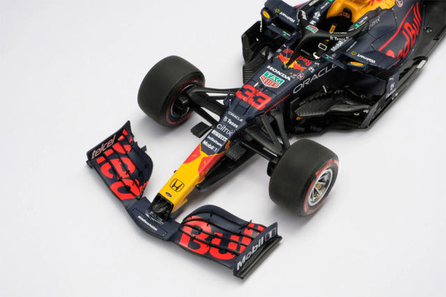 Amalgam M6211 1/18 Red Bull Racing Honda RB16B M.Verstappen 2021 W.Champion - image 3
