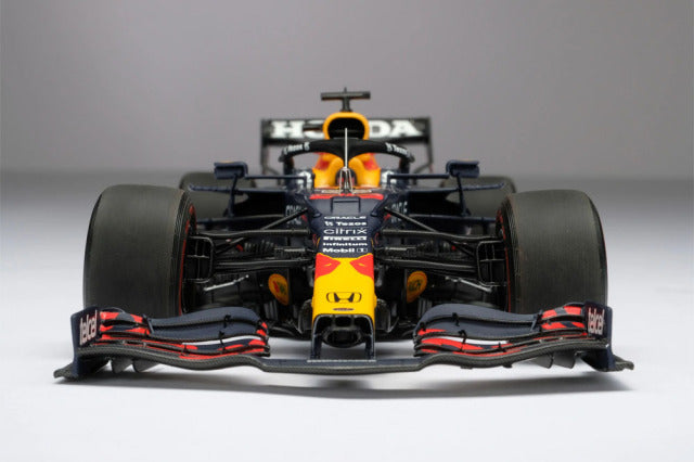 Amalgam M6211 1/18 Red Bull Racing Honda RB16B M.Verstappen 2021 W.Champion - image 5