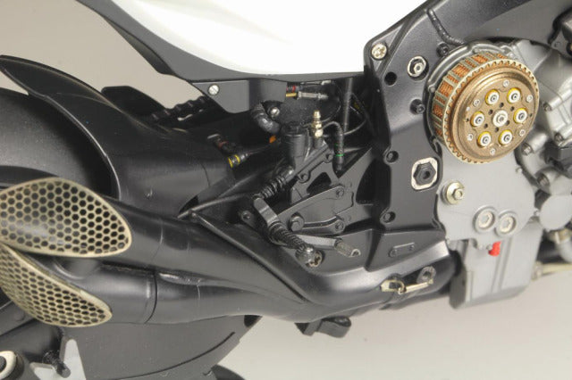 Top Studio MD29019 1/12 Suzuki GSX-RR '20 Super Detail-up Set Model Parts - image 14