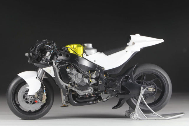 Top Studio MD29019 1/12 Suzuki GSX-RR '20 Super Detail-up Set Model Parts - image 6