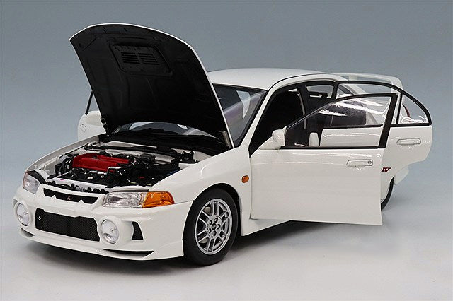 MotorHelix FS-M84013 1/18 Mitsubishi Lancer Evolution IV GSR Chassis Dyno Set Scotia White Diecast - view 4