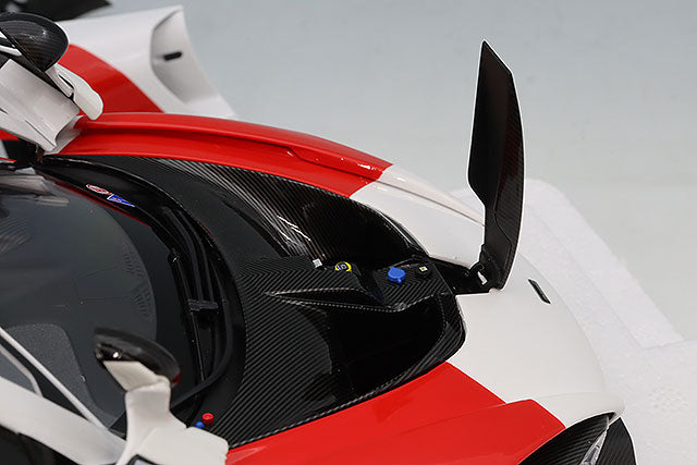 LCD Models LCD18016RW 1/18 McLaren Senna GTR 2019 Red/White - view 6