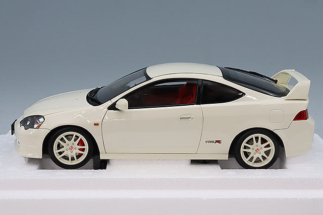 LCD Models LCD18019WH 1/18 Honda Integra Type R DC5 2001 White Diecast - view 2