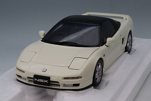 LCD Models LCD18022WH 1/18 Honda NSX NA1 White Diecast - view 1