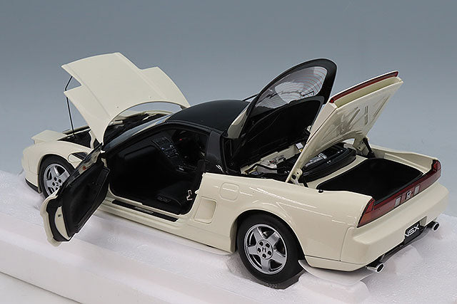 LCD Models LCD18022WH 1/18 Honda NSX NA1 White Diecast - view 5
