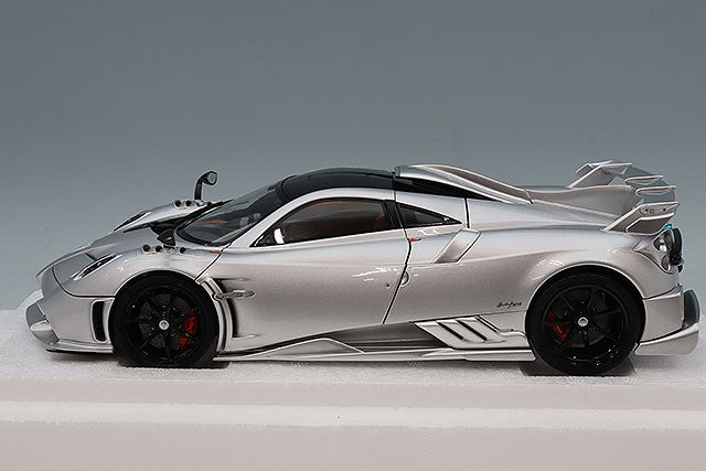 LCD Models LCD18023SI 1/18 Pagani Imola Silver Diecast - view 2