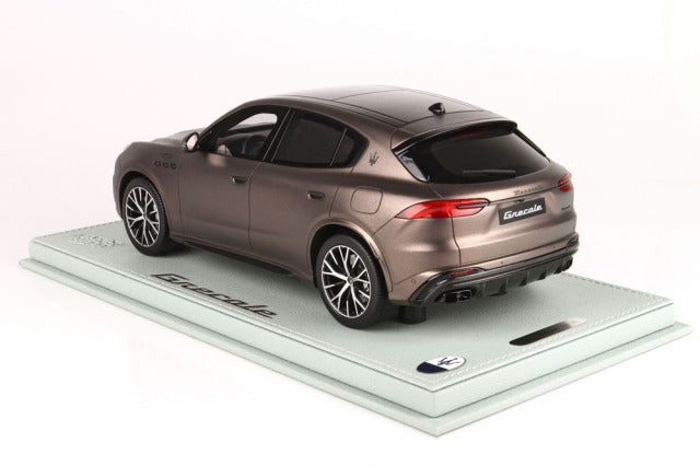 BBR P18220FV 1/18 Maserati Grecale Trofeo Metallic Bronze Limited 36pcs (with Display Case) - image 2