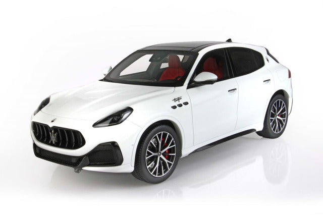 BBR P18220GV 1/18 Maserati Grecale Trofeo White Limited 28pcs (with Display Case) - image 3