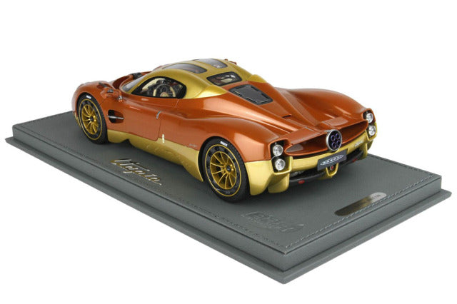 BBR P18223DV 1/18 Pagani Utopia Bronze (with Display Case) - image 2