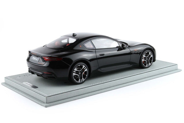BBR P18240CV 1/18 Maserati Granturismo Folgore 2023 Nero Assoluto Limited 30pcs (with Display Case) - image 2