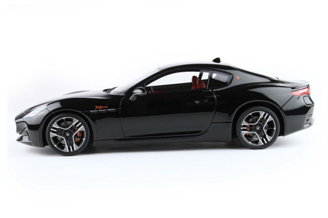 BBR P18240CV 1/18 Maserati Granturismo Folgore 2023 Nero Assoluto Limited 30pcs (with Display Case) - image 4