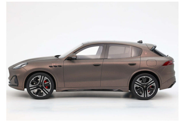 BBR P18243AV 1/18 Maserati Grecale Folgore 2022 Folgore Copper (with Display Case) - image 4